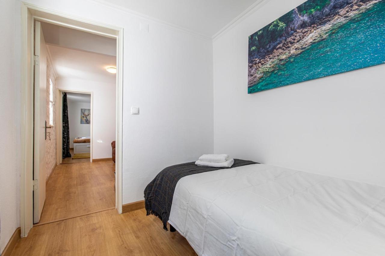 3 Bedroom Apt Near Av. Liberdade Lisboa Eksteriør bilde